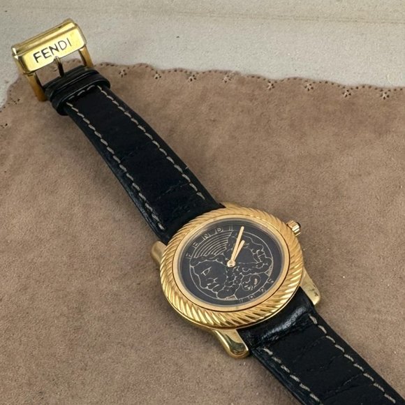 SOLD Fendi 1925 Roman Coin Watch Reverse marked FENDI 800G - Picture 5 of 11